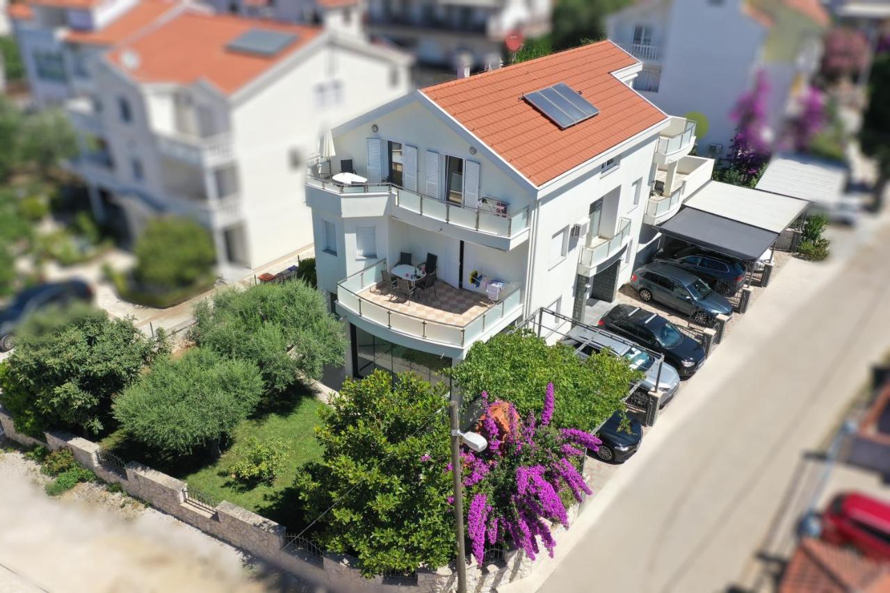 Apartments Dumancic Biograd Na Moru Ngoại thất bức ảnh