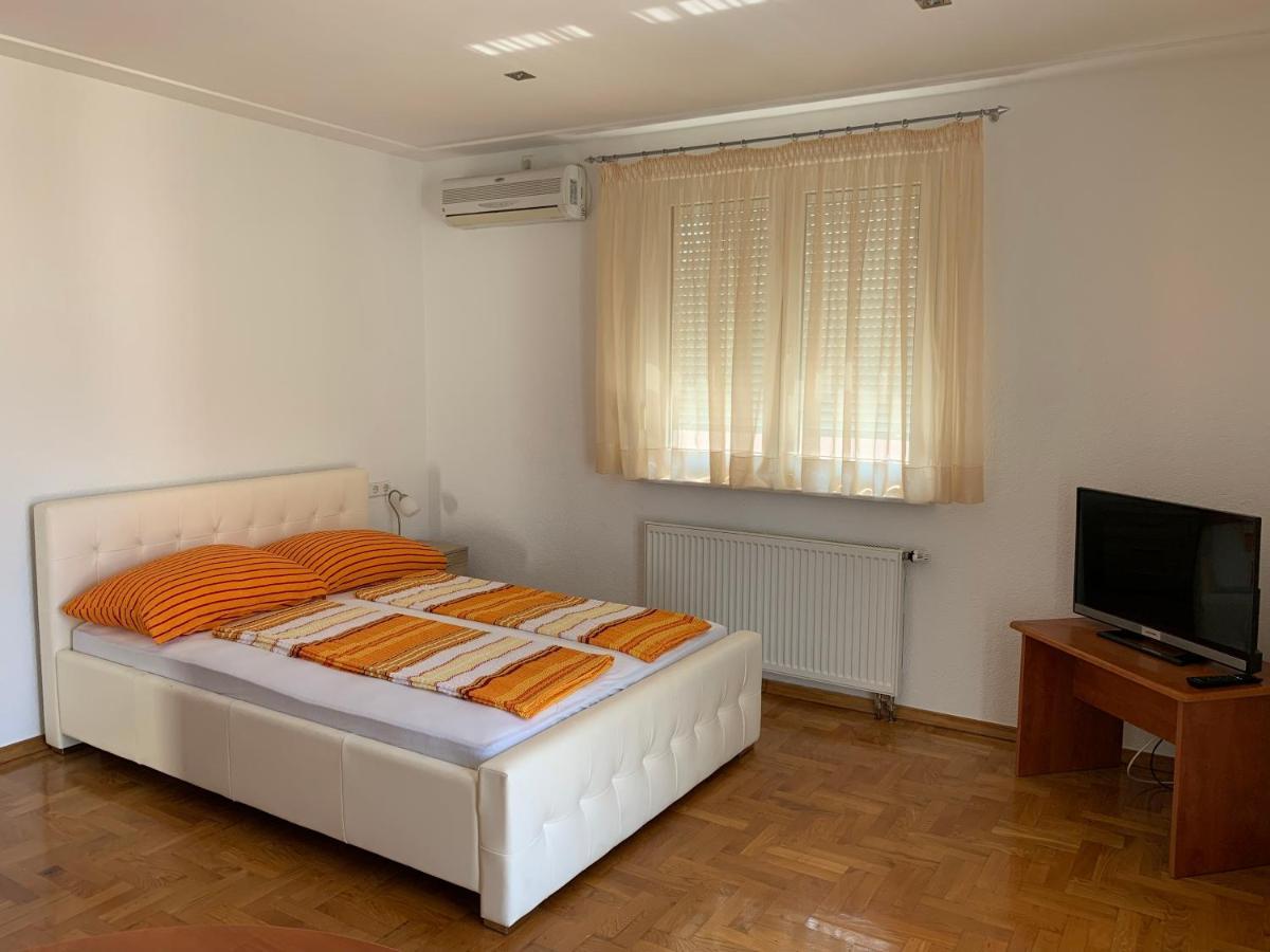 Apartments Dumancic Biograd Na Moru Ngoại thất bức ảnh