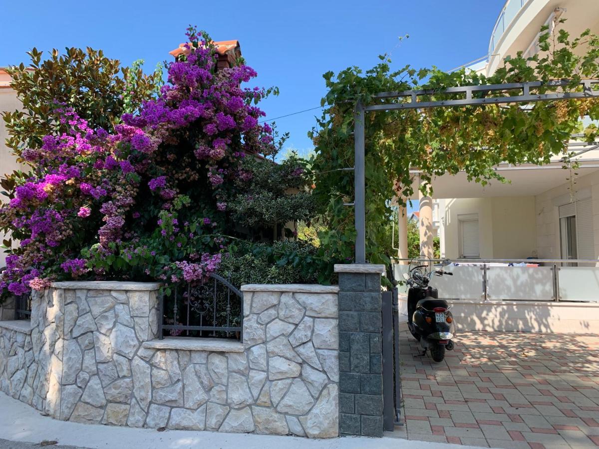 Apartments Dumancic Biograd Na Moru Ngoại thất bức ảnh