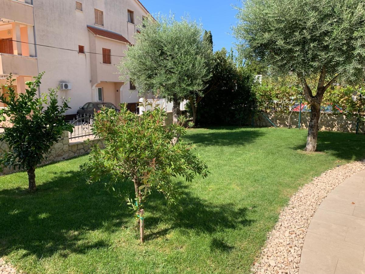 Apartments Dumancic Biograd Na Moru Ngoại thất bức ảnh